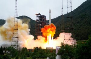 La Cina lancia un nuovo satellite nello spazio