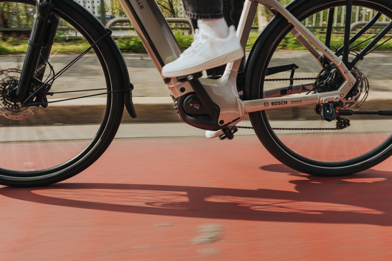Bosch Ebike Systems, Active Line Plus e Hub Line novità per la mobilità urbana