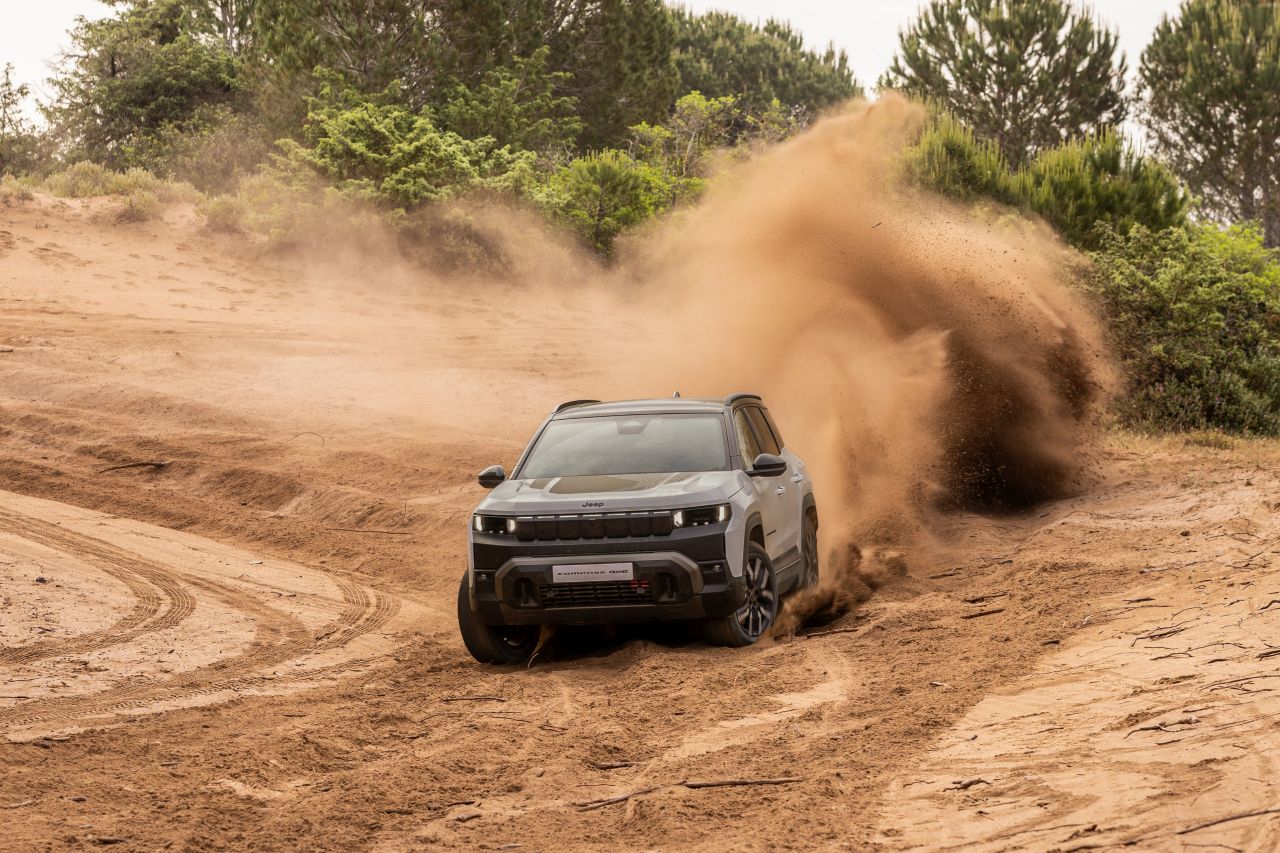 Jeep dedica una mini serie web sulle capacità off road della nuova Compass 4XE