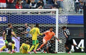 Eustaquio-gol al 92°, il Canada batte il Sudafrica e vola agli ottavi