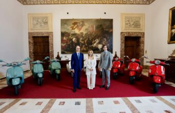 80° anni Vespa, Meloni riceve vertici Piaggio “Tra icone italiane più amate”