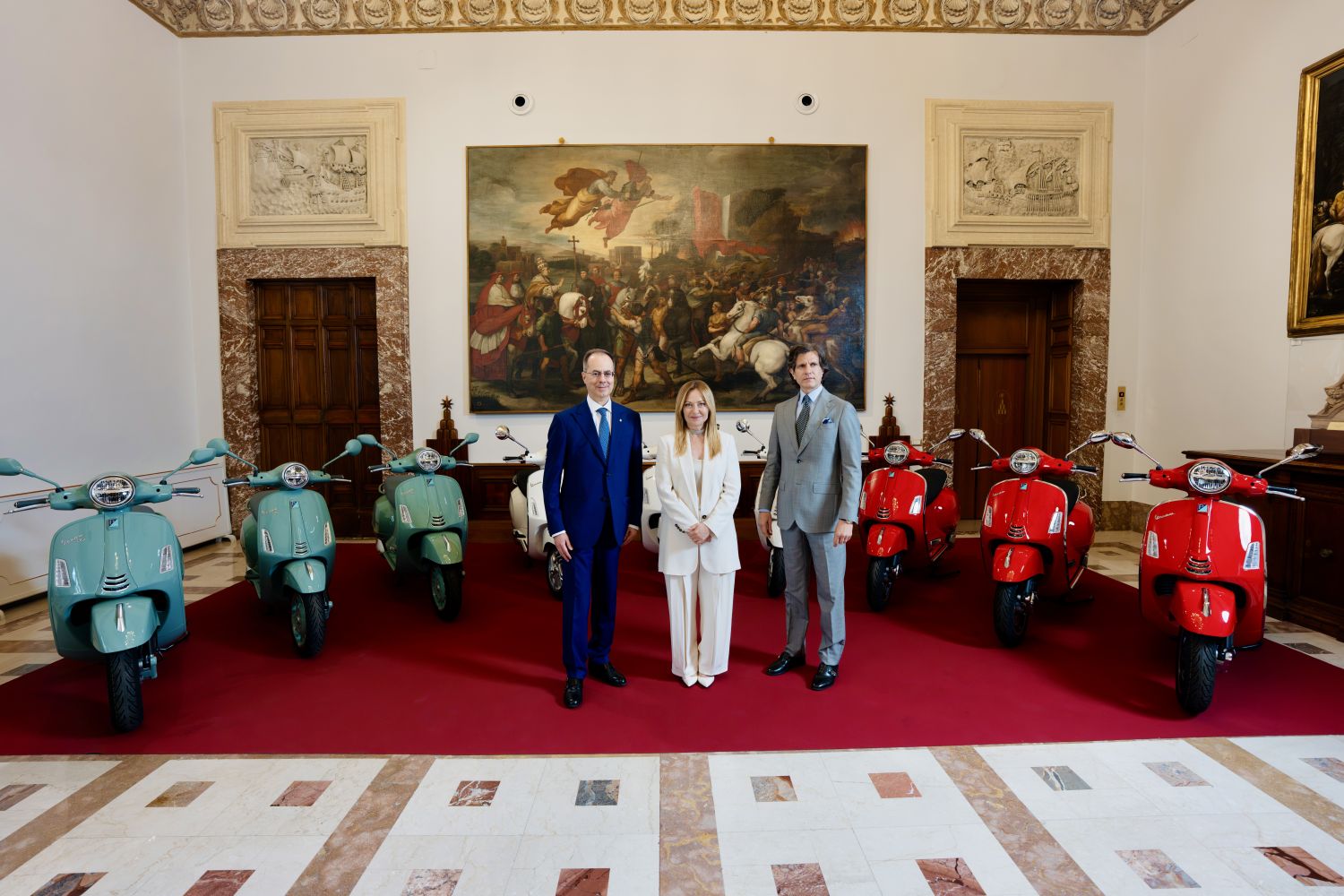 80° anni Vespa, Meloni riceve vertici Piaggio “Tra icone italiane più amate”