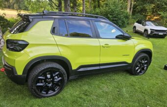 Jeep Avenger 4xe, arriva la trazione integrale nel segmento B-SUV