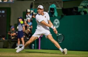 Sinner resta il re di Wimbledon, battuto Zverev in 4 set