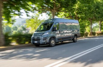 Ducato celebra 45 anni, icona della mobilità professionale