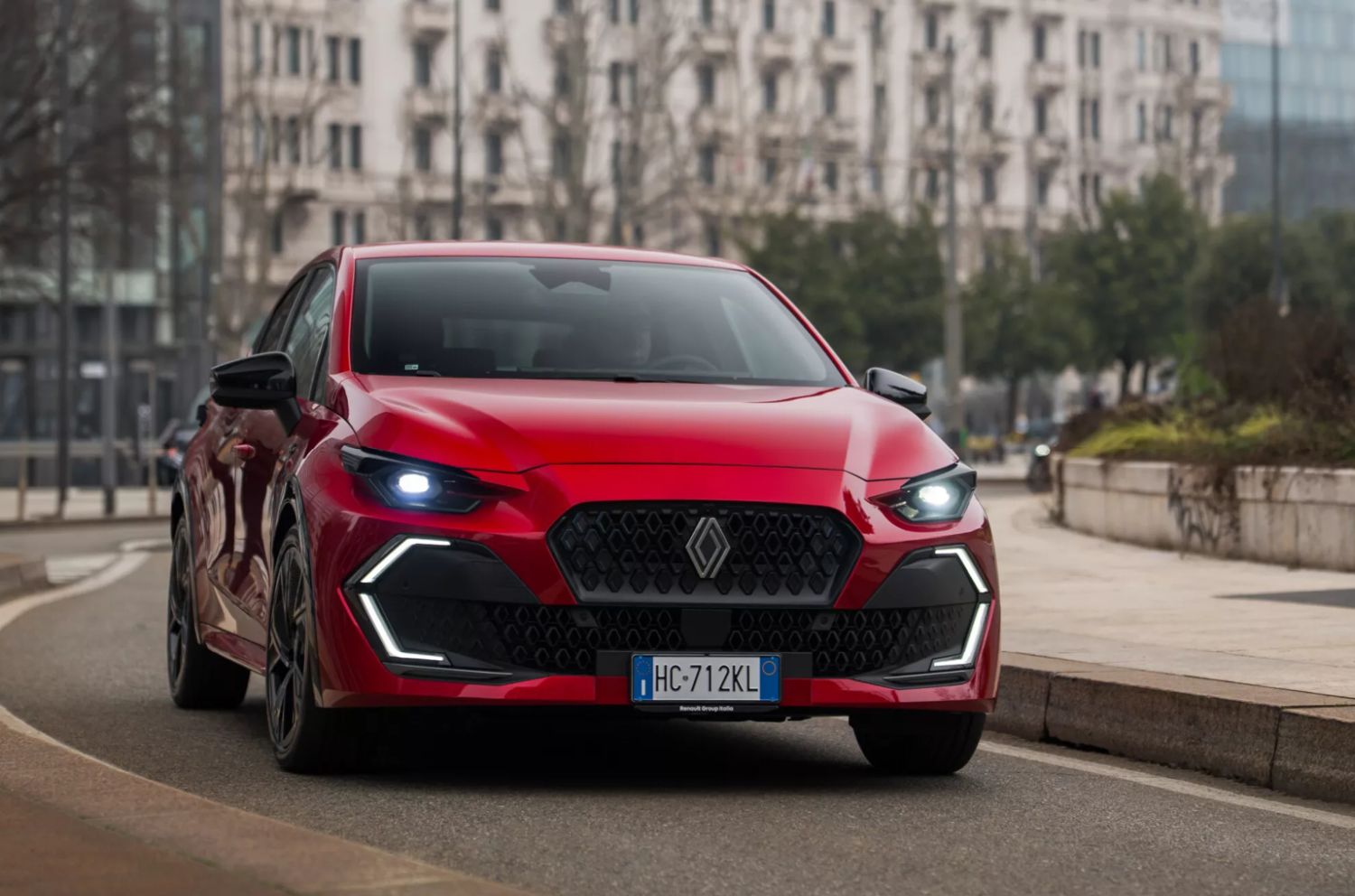 Renault cresce in Italia nel primo semestre, in aumento le immatricolazioni