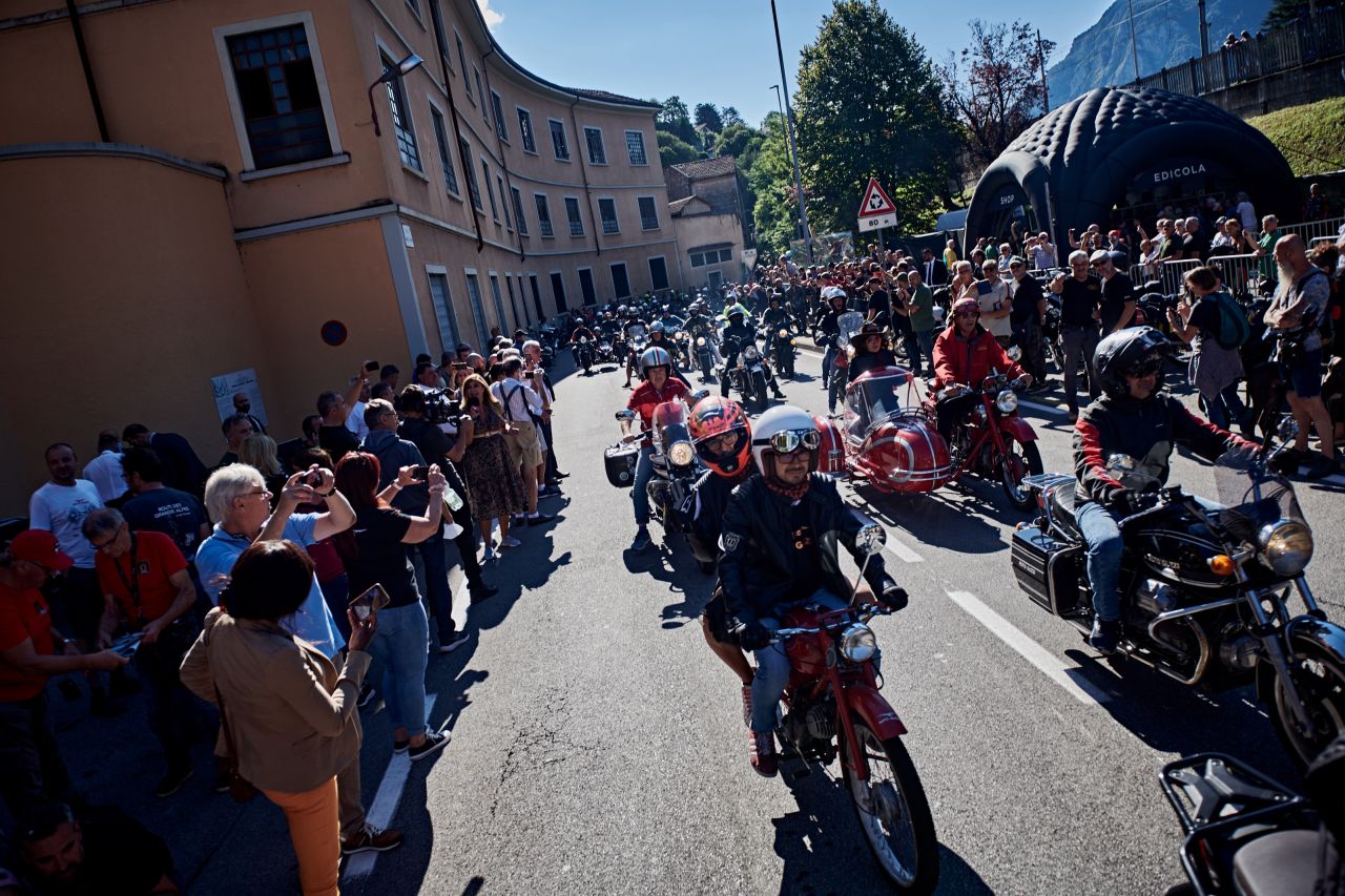 Tornano le Giornate Mondiali Moto Guzzi con il nuovo museo e la nuova fabbrica