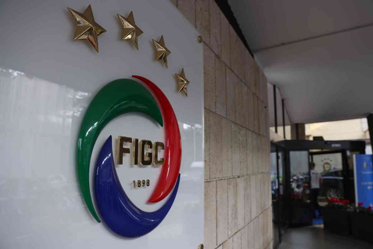 La Figc ritira il sostegno alla candidatura di Infantino per le elezioni alla presidenza Fifa. Simonelli “Avrei preso più tempo” / Video