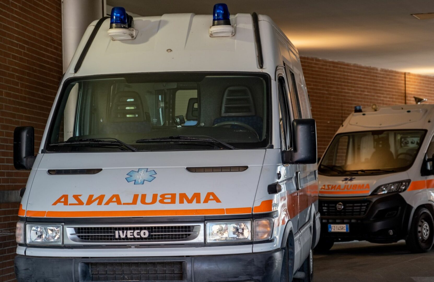 Incidente stradale nel Reggino, morti padre e figlie di 14 e 8 anni