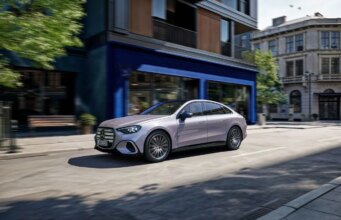 Nuova Mercedes-Benz Classe C elettrica, la gamma si amplia con la C 300 4MATIC