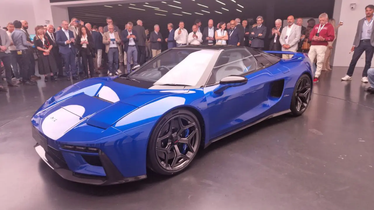 Svelata in anteprima la Tensei, tributo di Jas e Pininfarina alla Honda NSX / Video