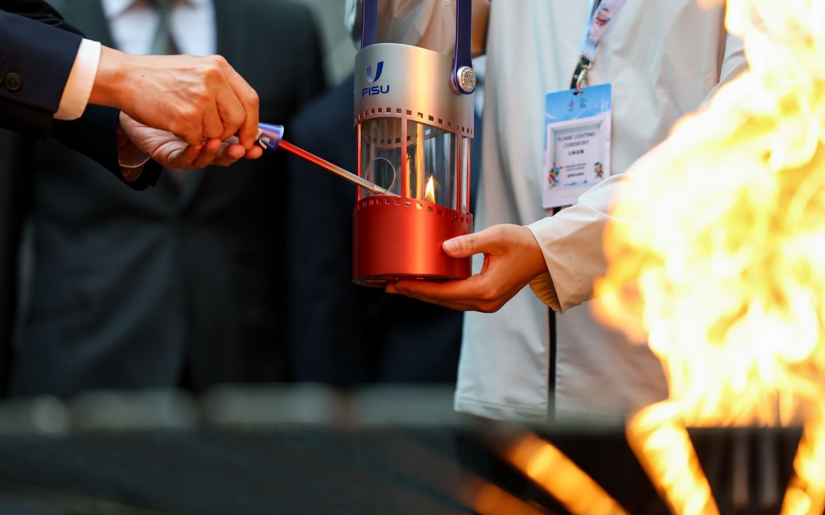 Accesa a Torino la fiamma per le Universiadi invernali di Changchun 2027