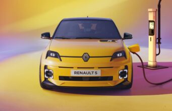 Renault 5 E-Tech Electric, nuova gamma con autonomia fino a 430 km