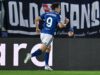 Douvikas esalta il Como, battuto il Sassuolo 2-0