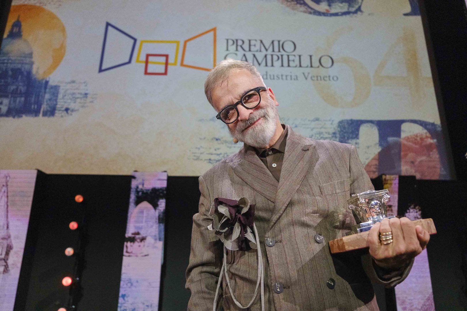 Marcello Fois con “L’immensa distrazione” vince la 64/ma edizione del Premio Campiello
